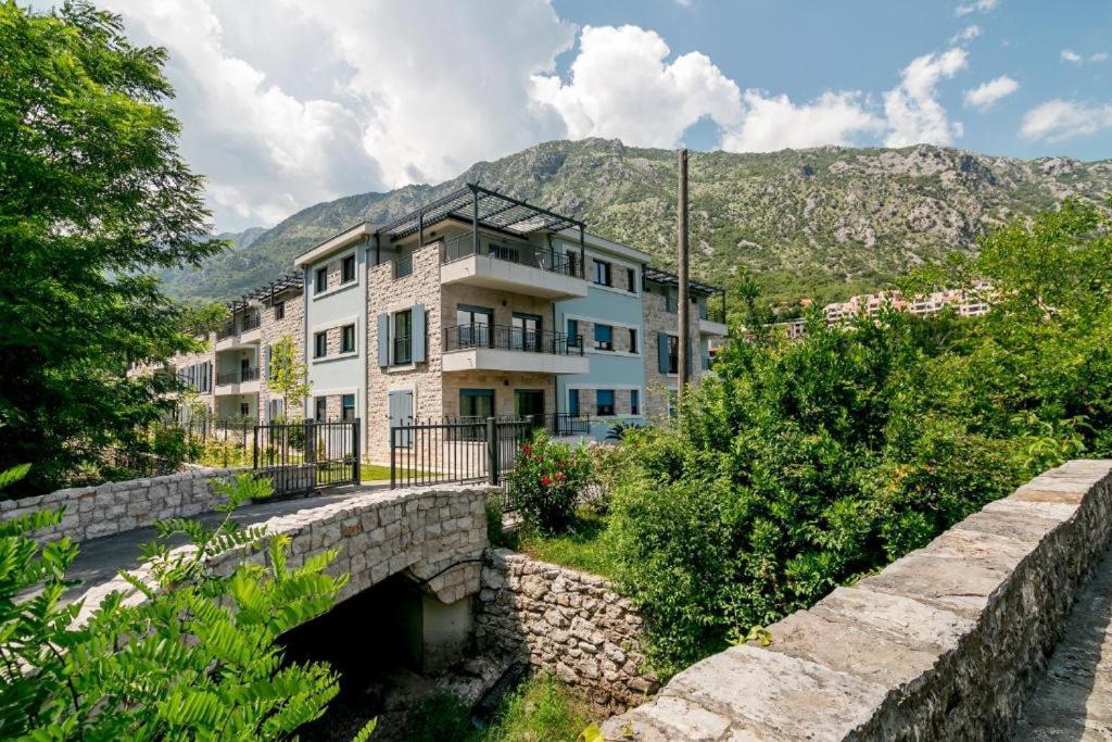 Green Bay Apartments Morinj Kotor Exterior foto