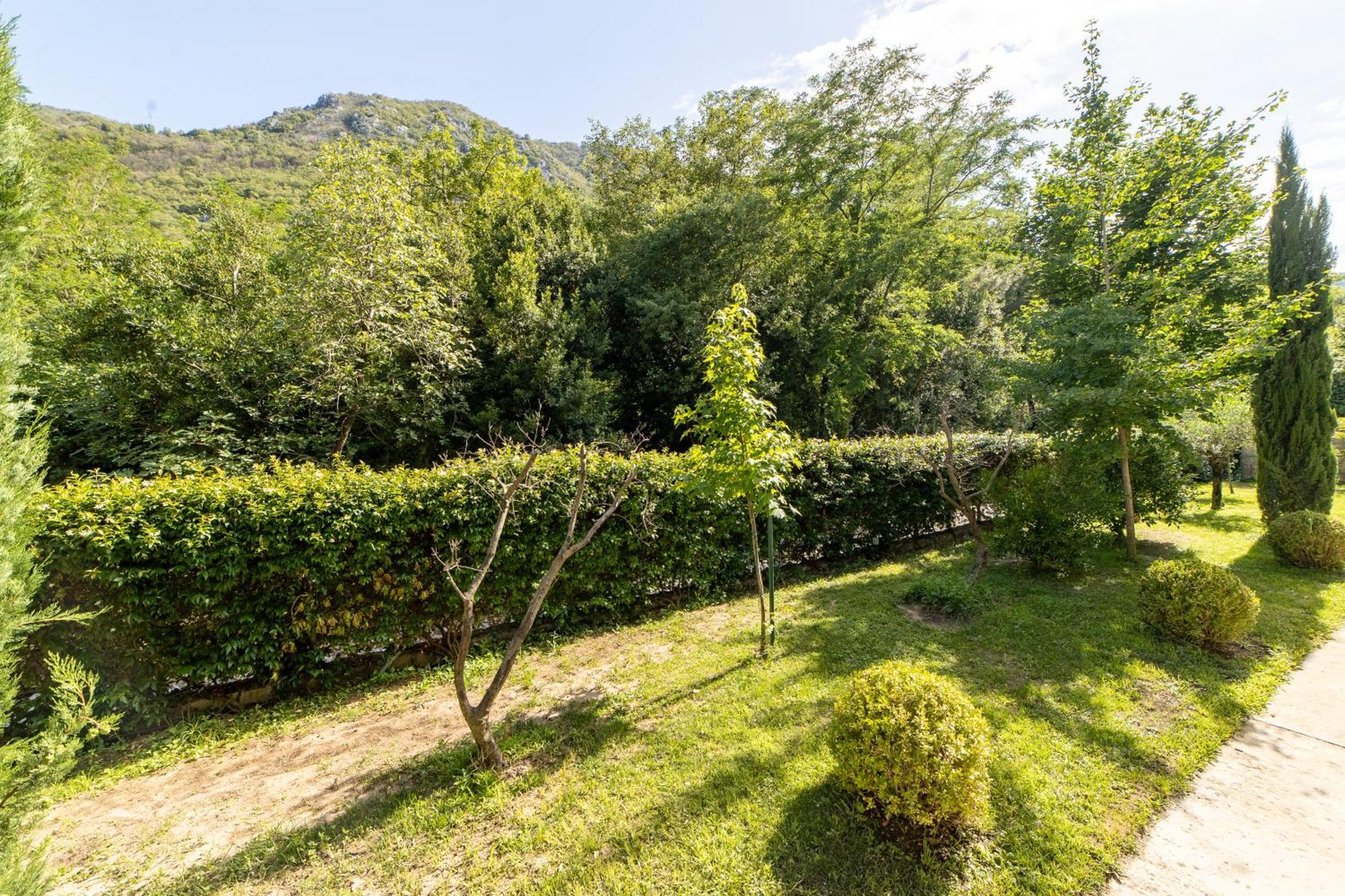 Green Bay Apartments Morinj Kotor Exterior foto
